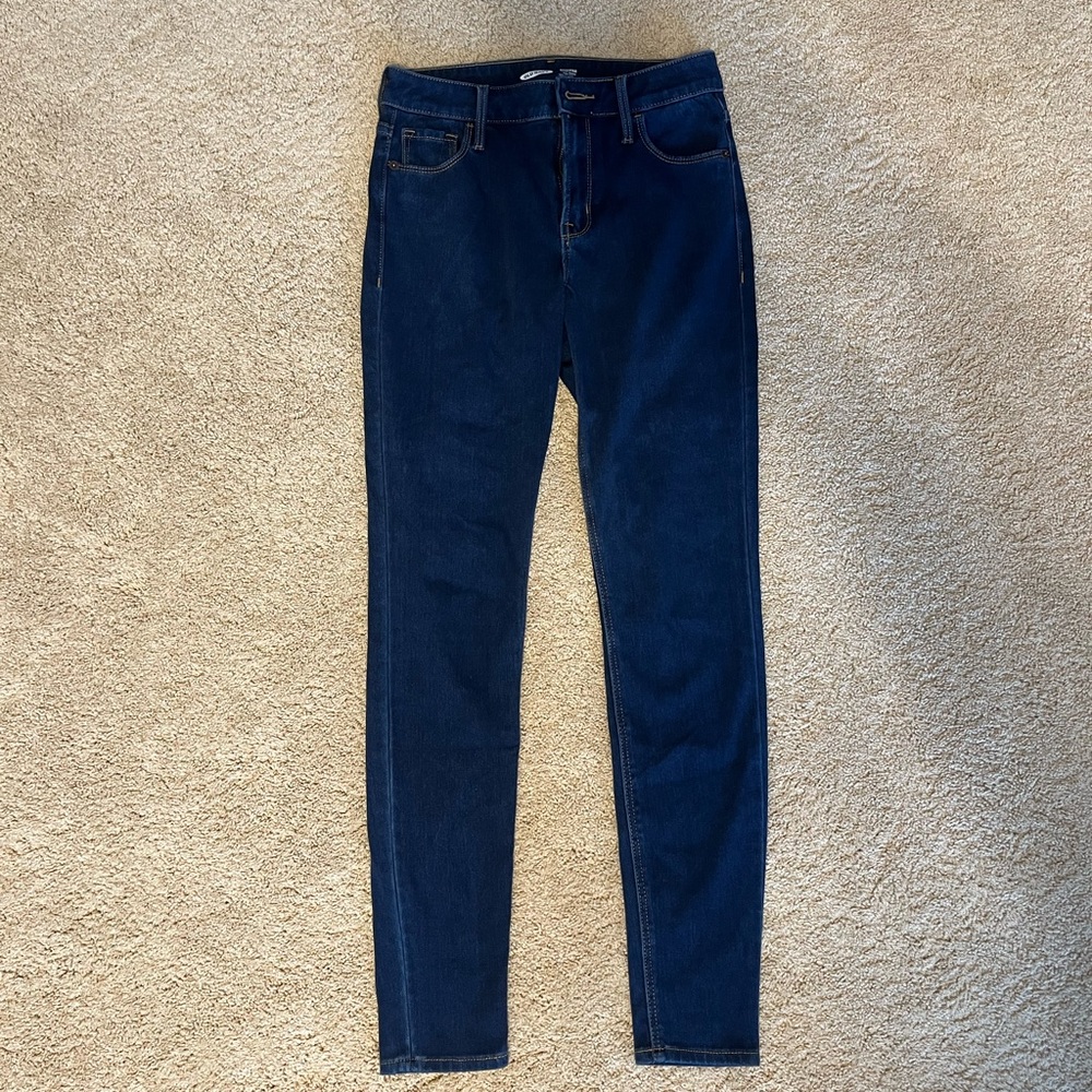 Old Navy Rockstar Super Skinny High Rise Jeans